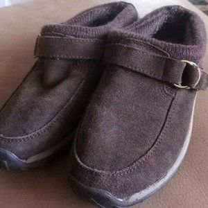 Women's Khombu Shoes Clogs Mules Size 7M Brown Leather Slip On Great Condition!